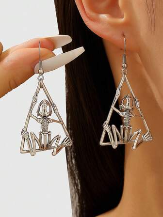 1 Pair Gothic Style Silver Exaggerated Triangle Skeleton Dangle Earrings For Women