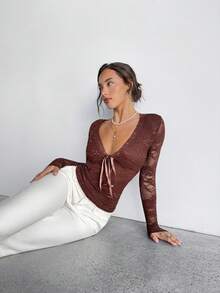 Aloruh 新款性感透视蕾丝系带长袖低胸露脐上衣外套 - 棕色 - 查看 7