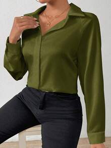 SHEIN PETITE 女式纯色缎面简约不对称下摆衬衫 - 軍綠色 - 查看 3