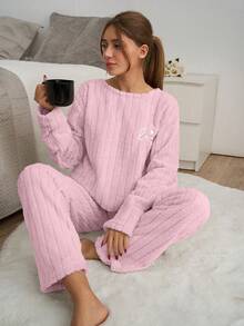 EURMUSE Bộ đồ ngủ mặc nhà Curve Plus 2 mảnh vải kẻ sọc thêu khẩu hiệu - Màu Hồng baby - Xem 4