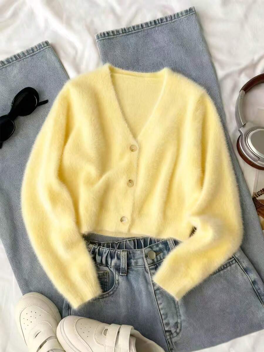 SHEIN Tween Girl Autumn/Winter Knitted Cardigan Sweater. Unique Design, Fluffy Texture, Showcasing Girls' Distinctive Fashion Taste. The White Tone Highlights Natural And Fresh Qualities, Can Be Paired With Various Clothing Including T-Shirts, Camisoles, Sundresses, Tulle Skirts, And Dresses. Comfortable Knitted Fabric. Front-Open Design For Easy Wear, Adding Convenience And Stylishness. Soft Girl Clothes Yellow Sweater Girls Yellow Sweater Summer Clothes For Teens Sweater Yellow Cardigan - Yellow - View 1