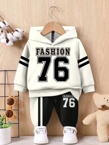 SHEIN 时尚76男婴休闲简约数字76宽松柔软针织连帽卫衣套装，适合秋冬季穿着 - 彩色 - 查看 2