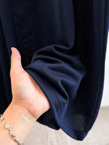 GlowEve CURVE Áo khoác cardigan dài tay kẻ sọc màu tương phản cỡ lớn dành cho nữ, kiểu dáng thanh lịch, thường ngày, bộ hai món + quần cạp chun màu trơn - Màu xanh hải quân - Xem 5