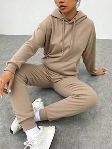 Dos conjuntos de pantalones de suéter elegantes para mujeres - suéter de capucha con cordón de extracción, 100% tejido de poliéster suave y ligero, bolsillo de canguro con pantalones elásticos, adecuado para varias ocasiones - marrón claro - Ver 2