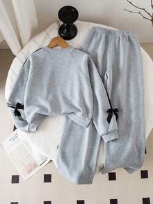 Genkimix Kids Bộ 2 món/Bộ thời trang cho bé gái áo dài tay cổ tròn màu xám và quần ống rộng có nơ trang trí, mùa thu/đông - Xám - Xem 2