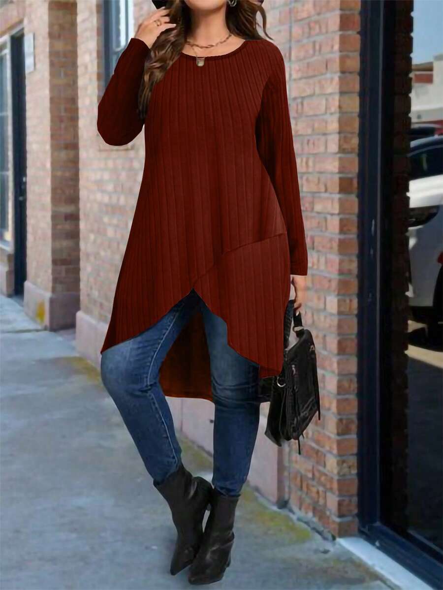 Plus Size Solid Color Long Asymmetrical Hem Crew Neck Long Sleeve T-Shirt - Burgundy - View 1