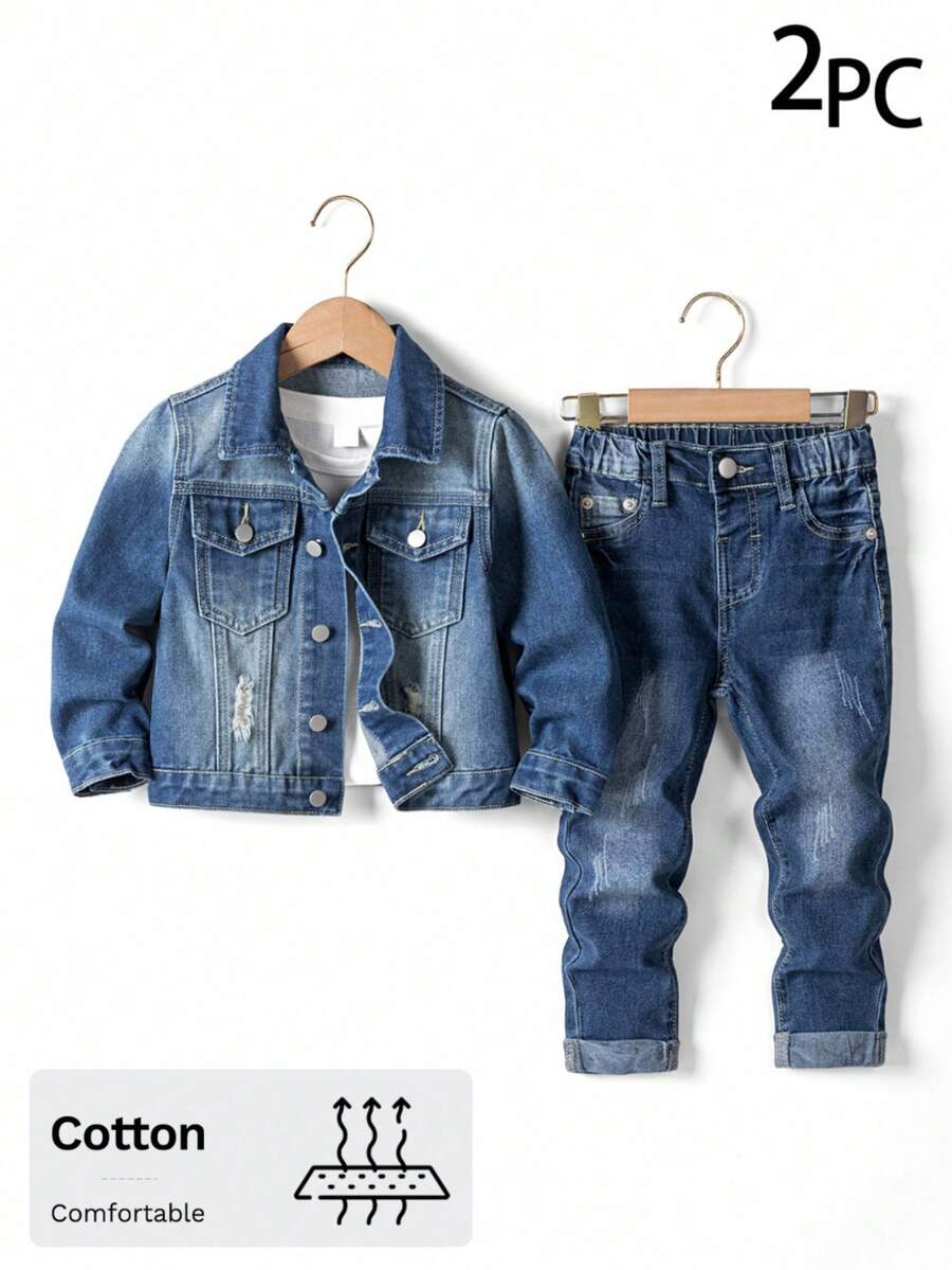 SHEIN Playful Pals 2 件套年轻男孩牛仔裤套装,秋冬新品,中蓝色牛仔布,休闲学院风,破洞设计,修身剪裁,牛仔夹克外套,弹性柔软的面料,舒适,适合日常穿着、上学、通勤 - 中等水洗藍 - 查看 1