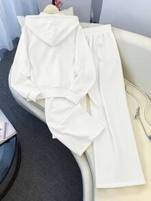 GlowEve 女士时尚休闲纯色刺绣连帽口袋拉链宽松卫衣和刺绣高腰抽绳宽松直筒运动裤套装，适合日常、运动和休闲穿着。 - 白色 - 查看 2