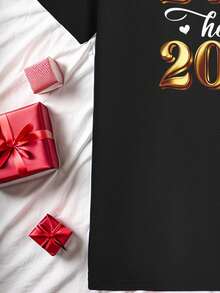 Manfinity Homme 男士休闲新年“再见2025，你好2026”印花黑色修身短袖T恤，新年礼物，送给家人的礼物 - 黑色 - 查看 4