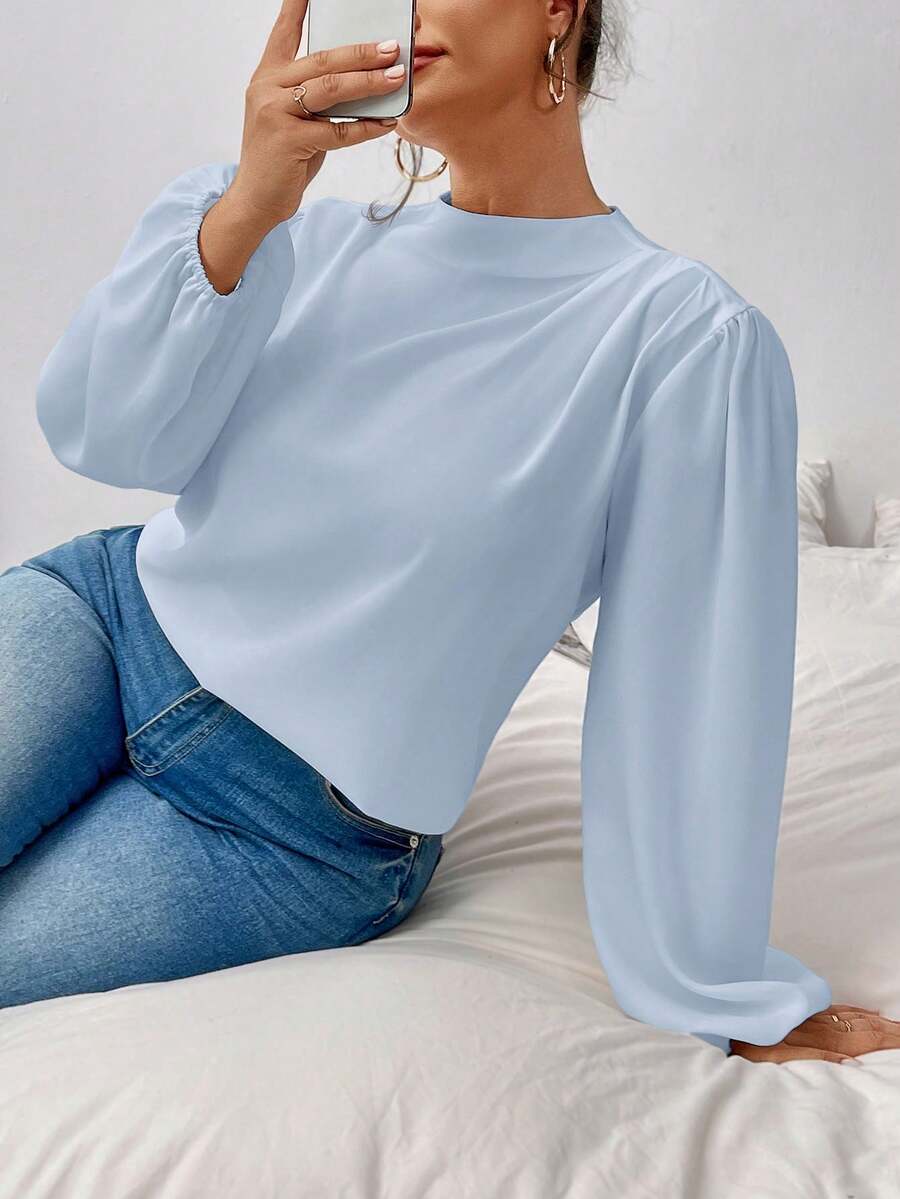 SHEIN Privé 大码女士优雅通勤办公百搭立领褶皱肩长袖衬衫，秋冬款 - 淺藍色 - 查看 1