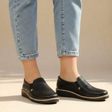 Women Loafers Shoes - Black - View 2