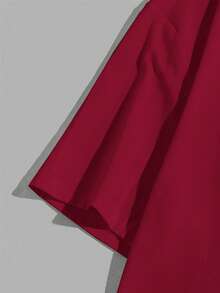 Manfinity Joysei Burgundy Letter Embossed Slim Fit Men's T-Shirt