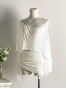 SHEIN Unity 2 pièces Ensemble Top à col asymétrique de couleur unie et jupe plissée pour femmes - Nude - Voir 3