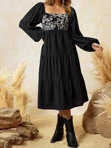 Boho Mama 孕妇花卉纹理褶皱设计灯笼袖时尚连衣裙 - 黑色 - 查看 4