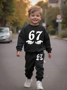 2pcs/Set Young BoyCozy Fall & Winter Casual Creative Numeric 67 Palm Print Round Neck Sweatshirt And Pants Outfit
