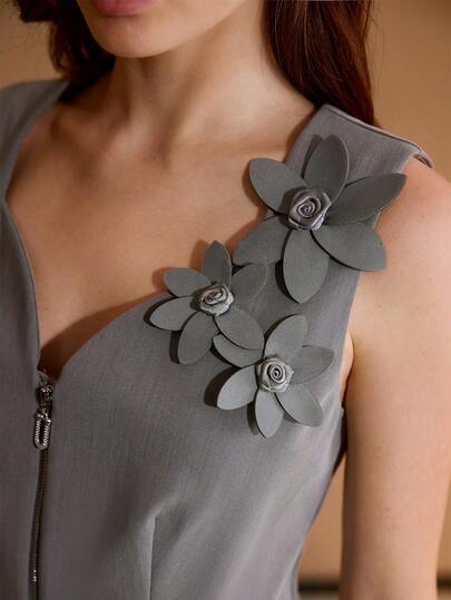 MOTF PREMIUM FLORAL APPLIQUES ZIP UP TOP