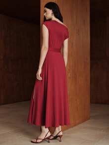 Uhlyne Women's Elegant High-Quality Burgundy Luxurious Chic Asymmetrical Shoulder Slit Fitted Slim Long Formal Dress For Party And Date - Burgundy - View 2