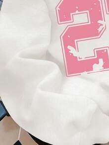 SHEIN Leap Crew 少女休闲简约运动风返校学院风字母数字23徽章印花宽松舒适卫衣，白色，适合秋冬季节穿着，粉色23卫衣，白色卫衣，可爱 - 彩色 - 查看 4