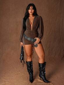 Rustia Đầm ôm sát vai tay dài cổ chữ V sâu màu trơn cỡ lớn - màu nâu - Xem 1