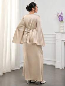 Modelyn 两件套加大码女士缎面长袖衬衫和中长连衣裙套装，优雅设计，适合休闲办公、通勤、家庭聚会等场合，2025秋冬季款 - 杏色 - 查看 2