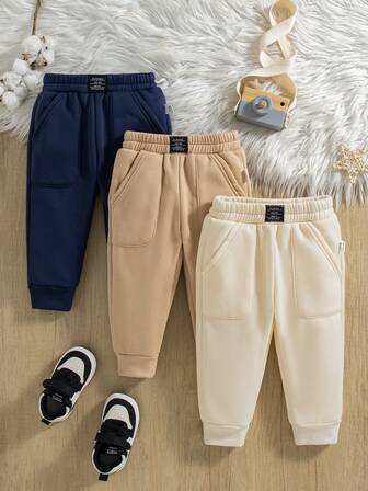 SHEIN Vintaside Kids 3 piezas Pantalones casuales deportivos y cálidos para bebés niños con estampado gráfico de punto, aptos para salidas en otoño/invierno