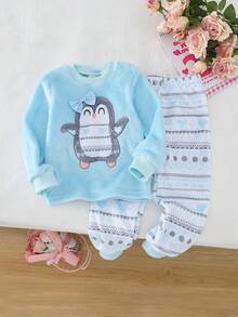 SHEIN Genkimix Kids 女童粉色3D蝴蝶结卡通企鹅刺绣长袖上衣+毛绒长袖家居服套装 - 淺藍色 - 查看 4