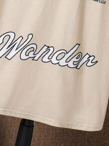 SHEIN 青少年男孩休閒寬鬆短袖針織T卹，街頭風格字母印花設計