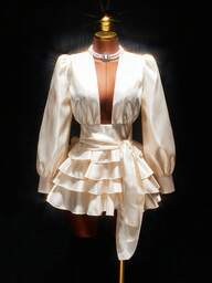 Amplova Elegant festklänning med volangkant och enfärgad fåll för kvinnor