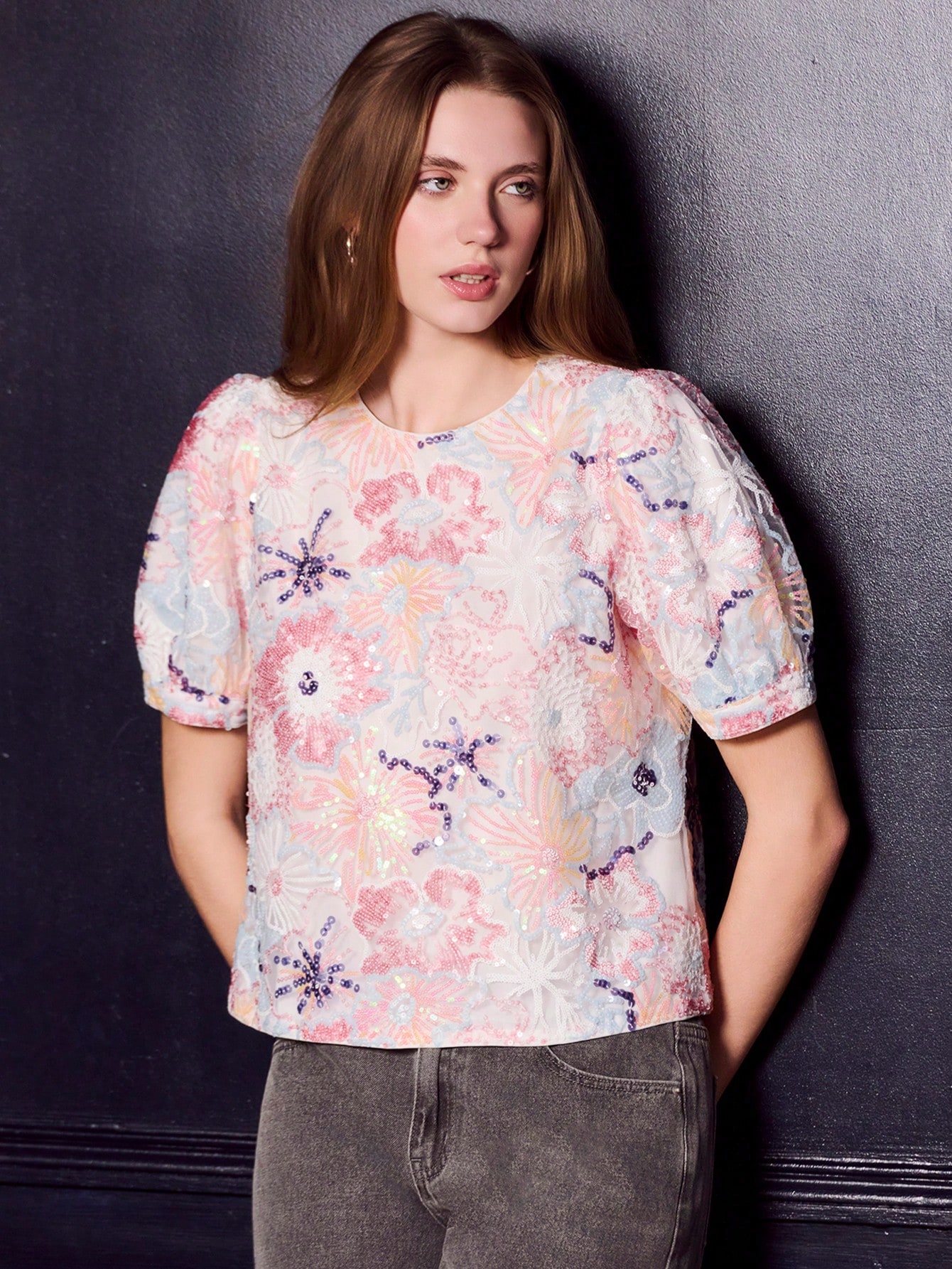 Top com Manga Bufante Floral Rosa e Branca com Bordado de Lantejoulas Vintage Fofa para Festa de Natal