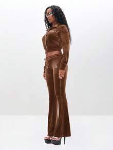 BABYPHAT Pantalones de chándal de terciopelo de tiro bajo con adorno de strass, pantalones de lujo para estar en casa con pernera acampanada y comodidad invernal - Marrón Chocolate - Ver 3