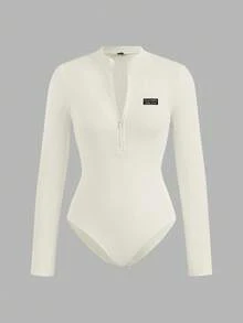 SHEIN EZwear 2 件女士休闲简约风格真刺绣字母徽章拉链高领紧身连体衣，百搭服装，适合秋冬季，机场搭配 - 黑與白 - 查看 9