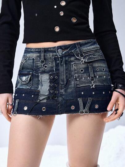 Grunge Punk Gonna di jeans mini a vita bassa con design di borchie in stile punk