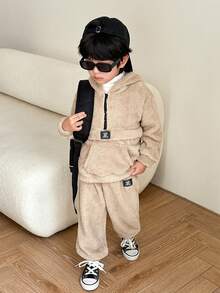 2件套男童可爱毛绒连帽卫衣和松紧腰裤套装，适合秋冬季户外活动、滑雪等。 - 卡其色 - 查看 8