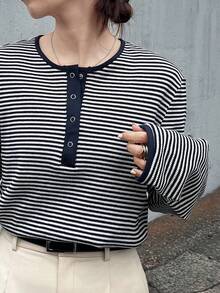 FRIFUL Women's Solid Color Round Neck Long Sleeve Button Half-Placket Fitted Casual Versatile T-Shirt, Autumn/Winter - Black - View 3