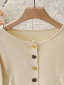 Franclia Bộ váy hai mảnh xếp ly tay dài cạp cao khóa kim loại mùa thu mới dành cho nữ - Màu be - Xem 5