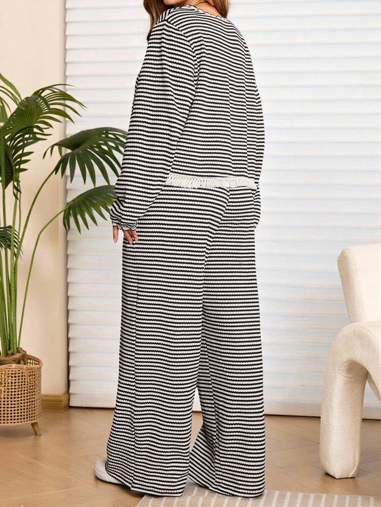 2pcs Plus Size Women Winter Casual Country Casual Vacation Round Neck Long Sleeve Striped Lace Trim And Tassel Hem T-Shirt Top And Pants 2 Pieces Set With Pockets, Autumn/Winter,Going Out Outfits,2025 New Clothes,Simple And Fashionable For Everyday Wear, Plus Size Winter Clothes, Christmas Outfit For Women ,New Year Clothes,Winter Clothes For Women,Thanksgiving Outfit For Women ,2 Piece Lounge Sets Woman, Two Piece Set Women Comfy,Comfortable And Breathable,Plus Size Winter Clothes, Modest Two Piece Set, Comfortable Two Piece Set, Modest Sets For Women, Wide Leg Pants Set,Striped Loungewear Set, Striped Set,Thanksgiving Outfit For Women