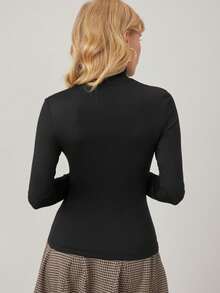 MOTF PREMIUM HIGH NECK FORM FITTED TEE