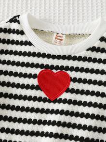 Cozy Pixies 2pcs Baby Girl Textured Striped Heart Pattern Crew Neck Long Sleeve Fleece Sweatshirt And Elastic Waist Leggings Set - Black and White - View 3
