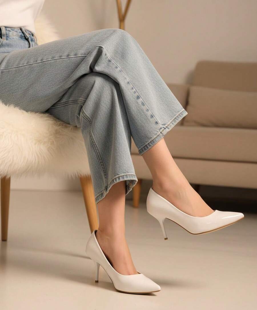 Zapatillas de tacón, tacón de aguja, charol, punta cerrada, elegantes, básicas, plantilla acolchonada, cómodas, zapatos de vestir, moda femenina, clásicos, formales - Latte - Ver 1