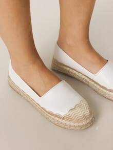 Styleloop Women's Bohemian Style Casual Flat Loafers - White - View 3