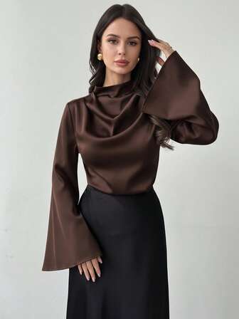 Firerie Elegant långärmad damskjorta / Glansig topp / Skjorta i konstsilkesatin / Pendlskjorta / Brun blus / Kontors-/affärsklädsel / Nyårslook / Skjorta i vintagestil / Skjorta med klockarm