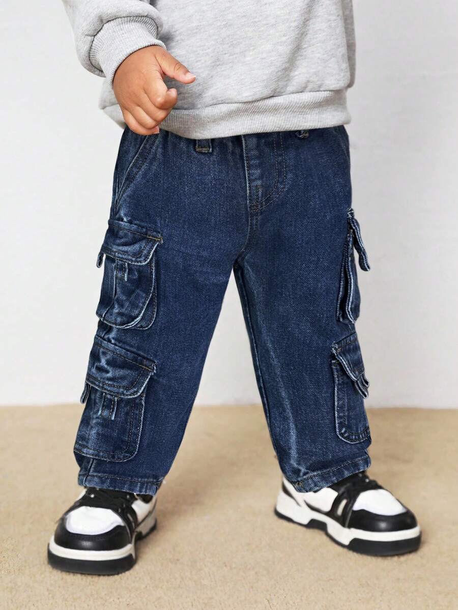 SHEIN Pantalones vaqueros de bebé niño con múltiples bolsillos y costuras de contraste, versátiles para uso al aire libre - Azul lavado oscuro - Ver 1