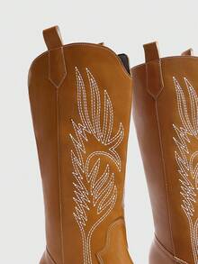 Daringsoles Women's Retro Western Style Chunky Heel Mid-Calf Boots - Brown - View 6