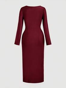 SHEIN MOD Vestido largo elegante de cuello asimétrico con pliegues y torsión, talla grande en color borgoña - Burdeos - Ver 2
