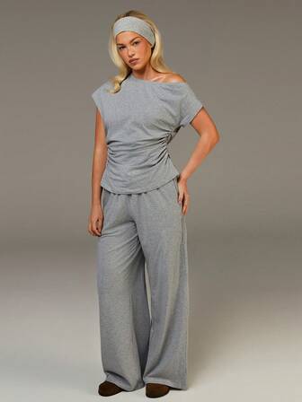 Athîral 女士休闲运动不对称领T恤和裤子两件套