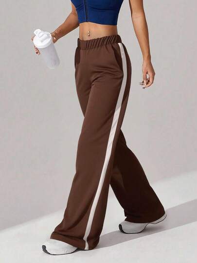EURMUSE Bruine damesbroek met trekkoord en zijstreep, casual en wijde pijpen
