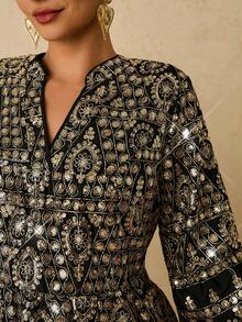 Travachic 大码女式花卉亮片V领喇叭袖优雅连衣裙 - 黑色 - 查看 5