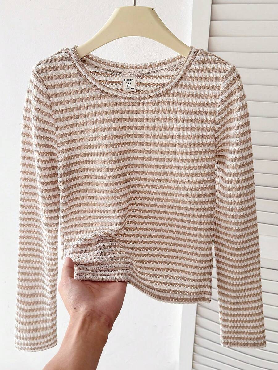 SHEIN 少女杏色圆领条纹针织纹理T恤上衣，秋冬季 - 杏色 - 查看 1