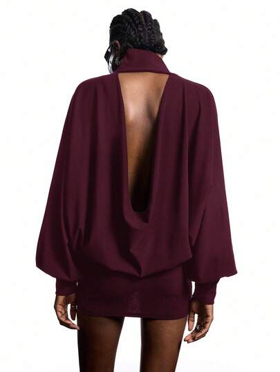 LYSMO 2025 Nueva camiseta larga minimalista de diseñador para mujer de otoño/invierno, diseño asimétrico de cuello alto y hombros descubiertos, espalda audazmente expuesta, sexy y vanguardista, de moda y versátil, que muestra un estilo de chica sexy, ajuste ceñido y favorecedor, artículo llamativo para fiestas, top urbano de moda con espalda descubierta, top burdeos con espalda descubierta, top con volantes y espalda descubierta, top burdeos, camiseta de Navidad