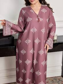 Al Najma Váy dài tay cổ chữ V in họa tiết tối giản phong cách Ả Rập cỡ lớn dành cho nữ - Bụi hồng - Xem 7